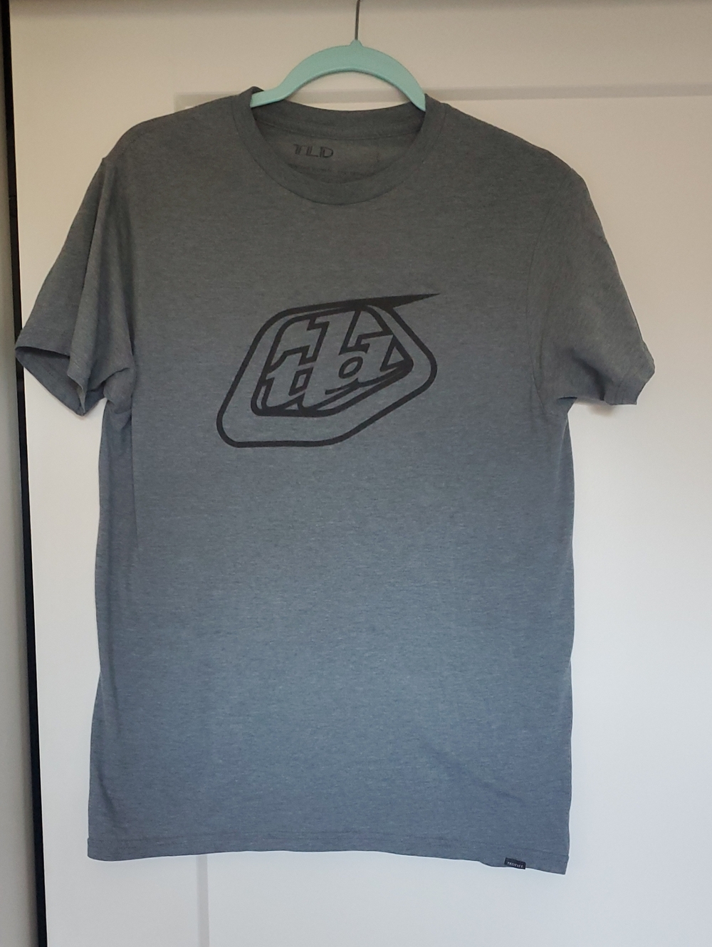 TLD Men’s Heather Gray Short-Sleeve Logo Tee